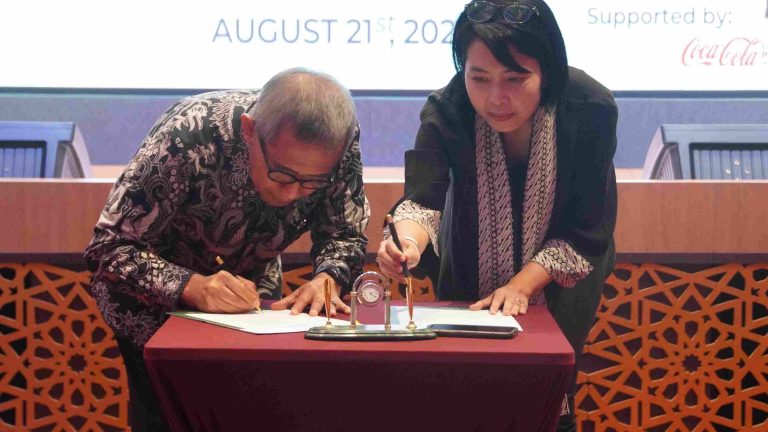 CCEP Indonesia Collaborates with Unusa to Successfully Recycle Waste in East Java